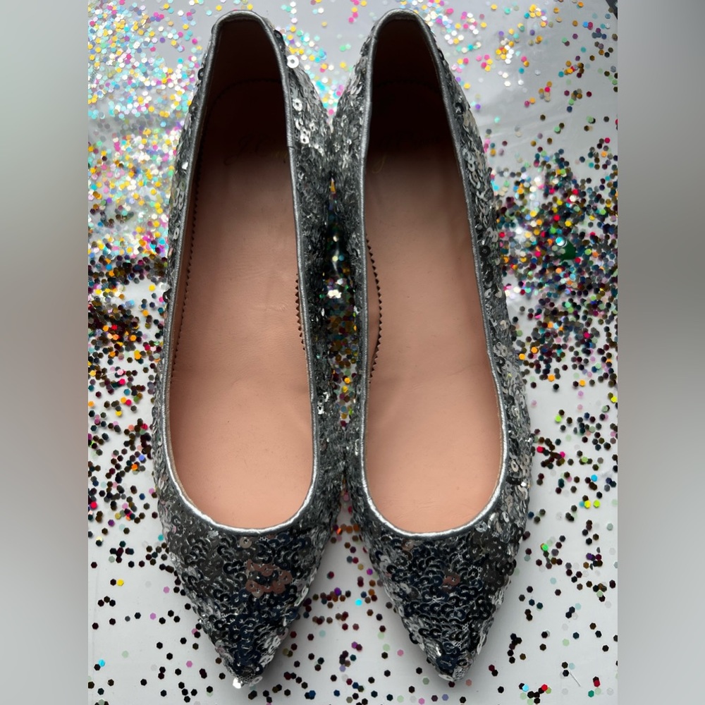 J.CREW POINTY TOE NWOT SEQUIN FLATS SZ 6